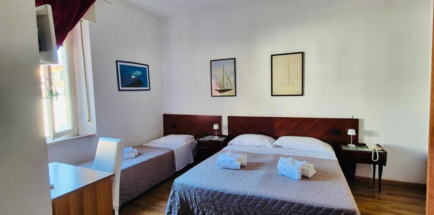 Hotel Ariston Piombino Exterior foto